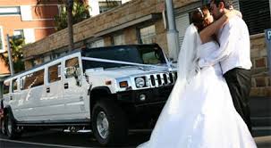 Hummer Limo perfect for your wedding