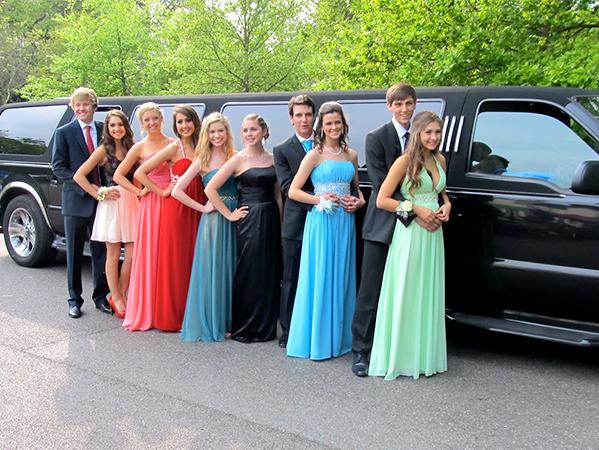 Prom Limousine for your memorable nights